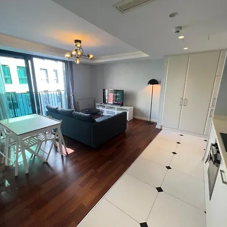 Near Taksim Luxury 1+1 In Beyoglu Istambul
