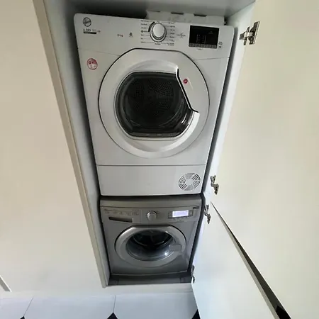 Near Taksim Luxury 1+1 In Beyoglu Appartement Istambul